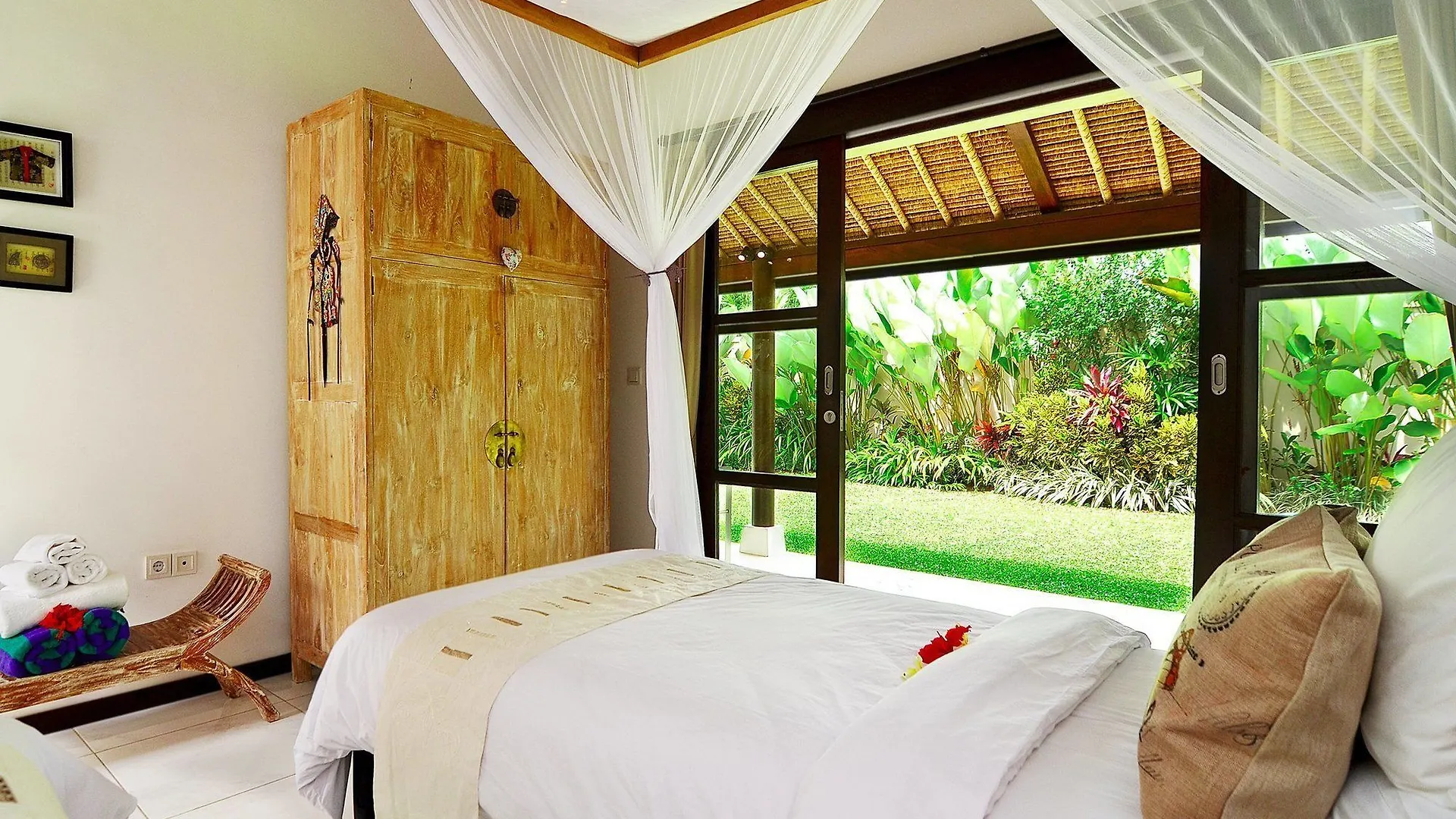 Villa Candi Kecil Empat Ubud  Indonesia