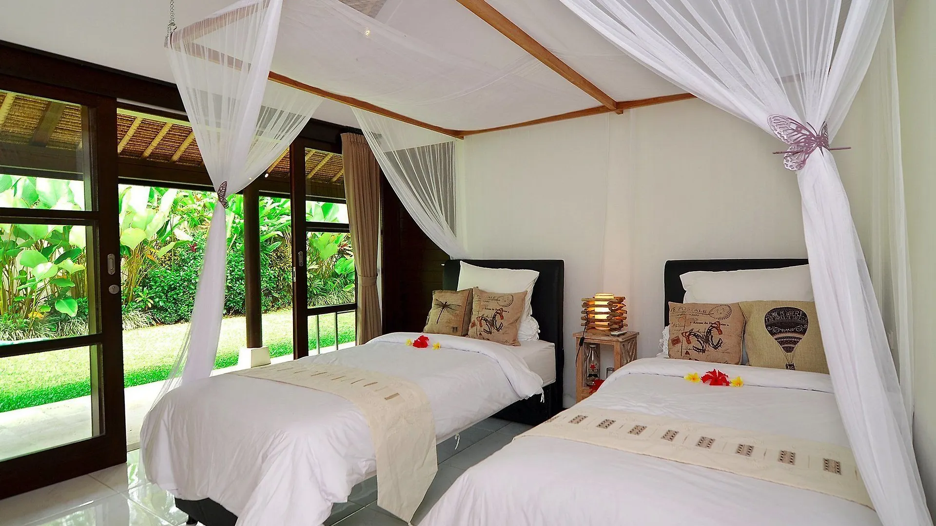Villa Candi Kecil Empat Ubud  Indonesia